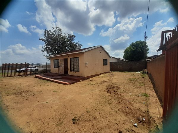 2 Bedroom House 2 Bedroom House