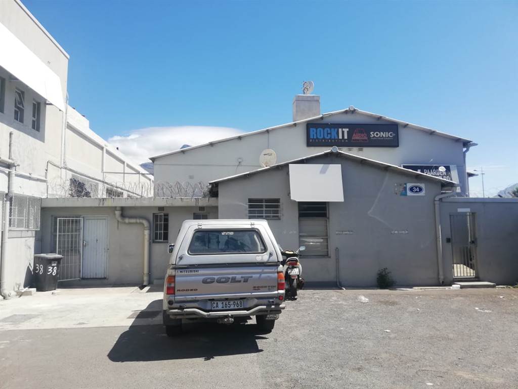 819  m² Industrial space in Paarden Eiland photo number 1