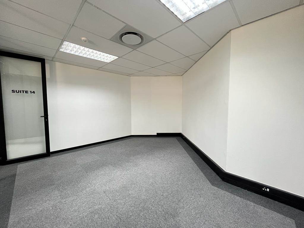 31  m² Commercial space in Bryanston photo number 11
