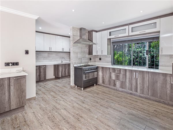 3 Bedroom House 3 Bedroom House