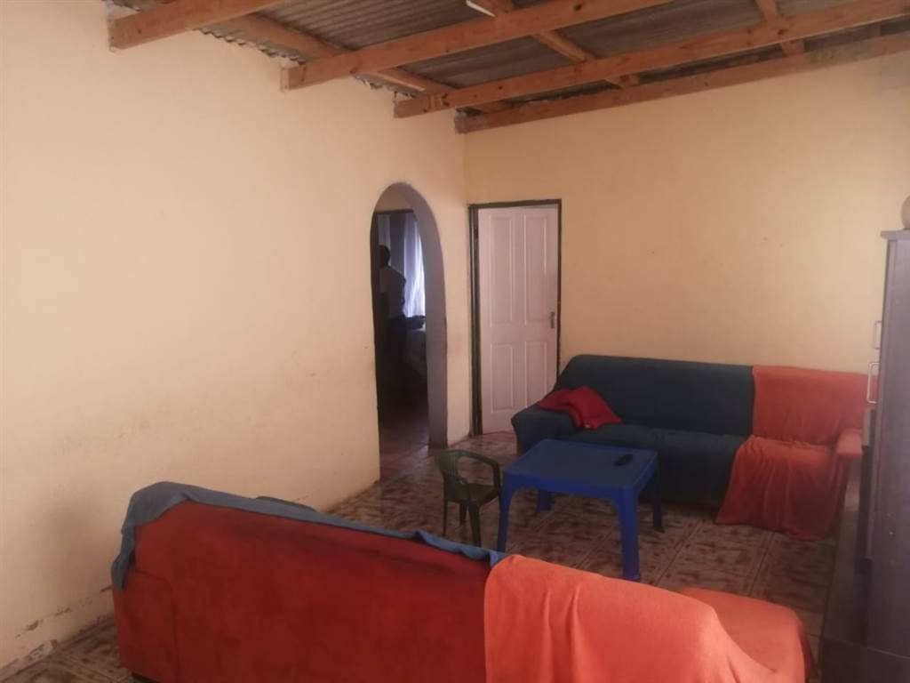 4 Bed House in Seshego photo number 6