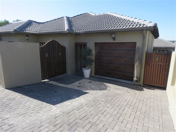 3 Bedroom House 3 Bedroom House