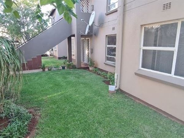 2 Bedroom Townhouse 2 Bedroom Townhouse