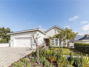 House in Paarl