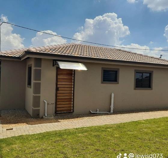 2 Bed House in Sebokeng Zone 10 photo number 10