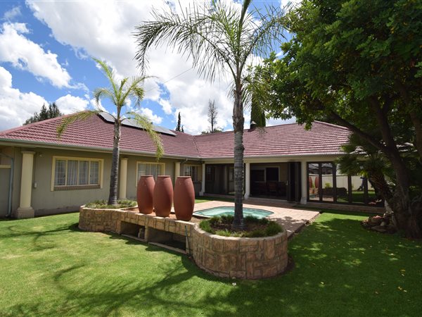 4 Bed House in St Helena