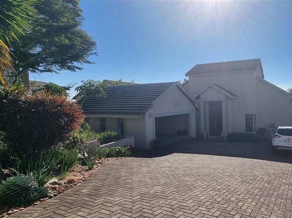 3 Bedroom Townhouse 3 Bedroom Townhouse