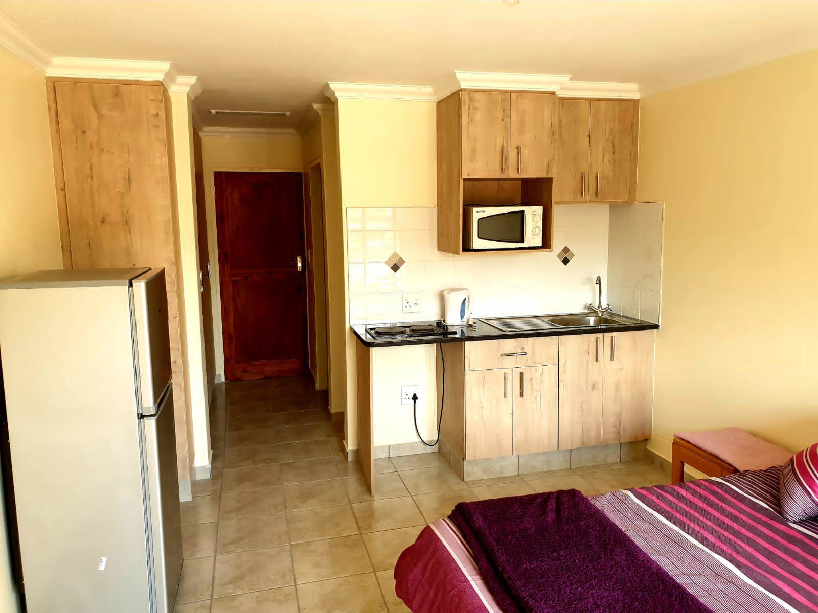 Studio Apartment in Rietfontein photo number 2