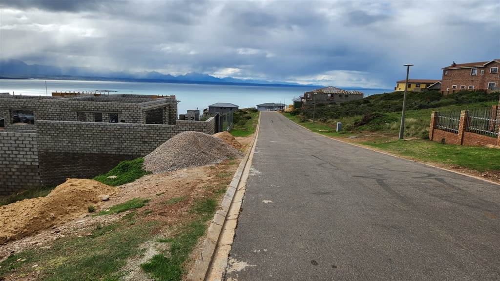 515 m² Land available in Mossel Bay photo number 3