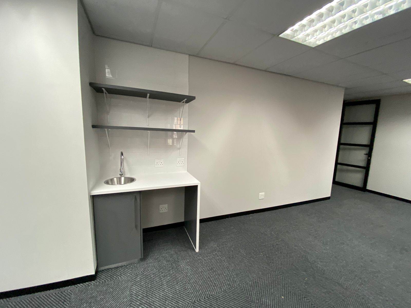 84  m² Commercial space in Sunninghill photo number 6