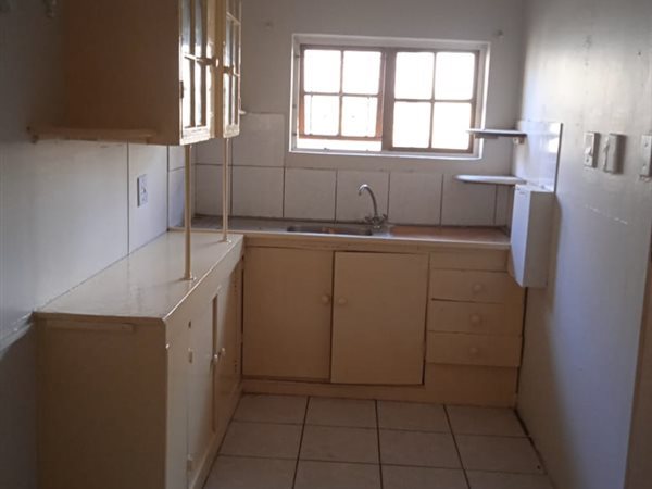 1 Bedroom House