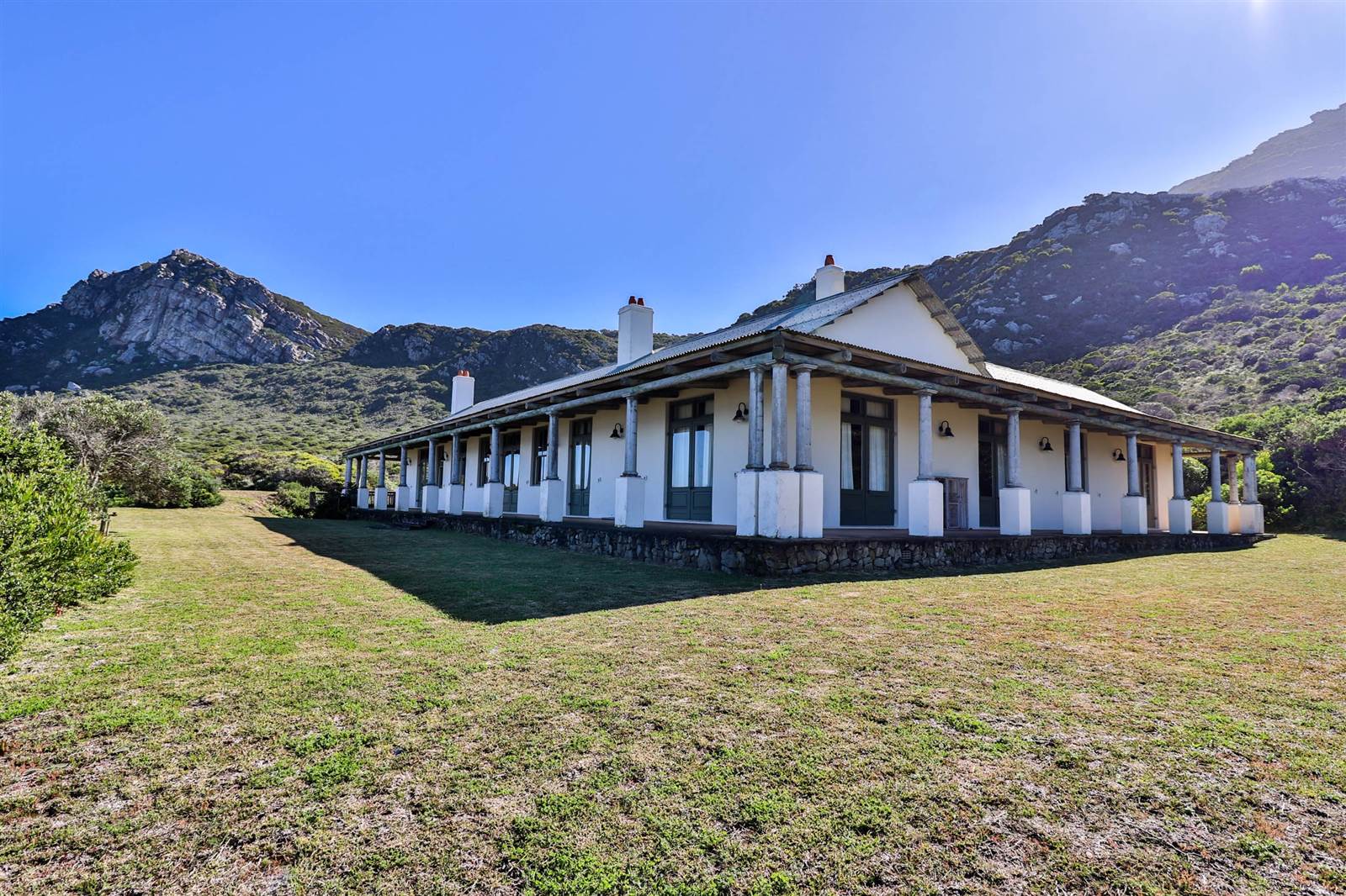 4 Bed House in Pringle Bay photo number 12