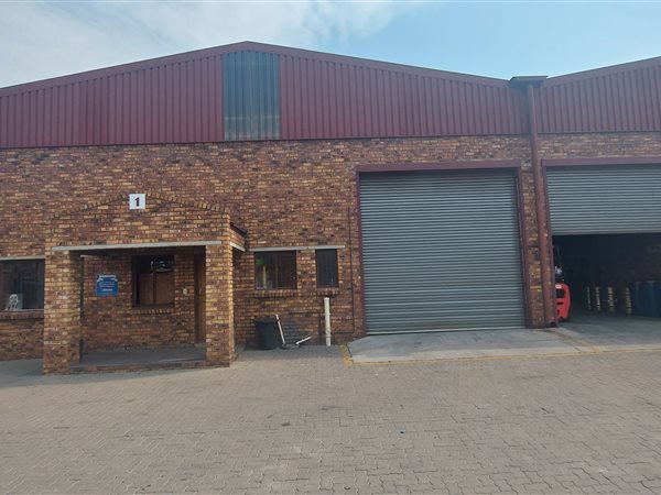 350  m² Industrial space