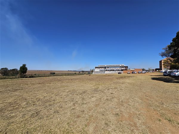 2161 m² Land available in Ben Fleur