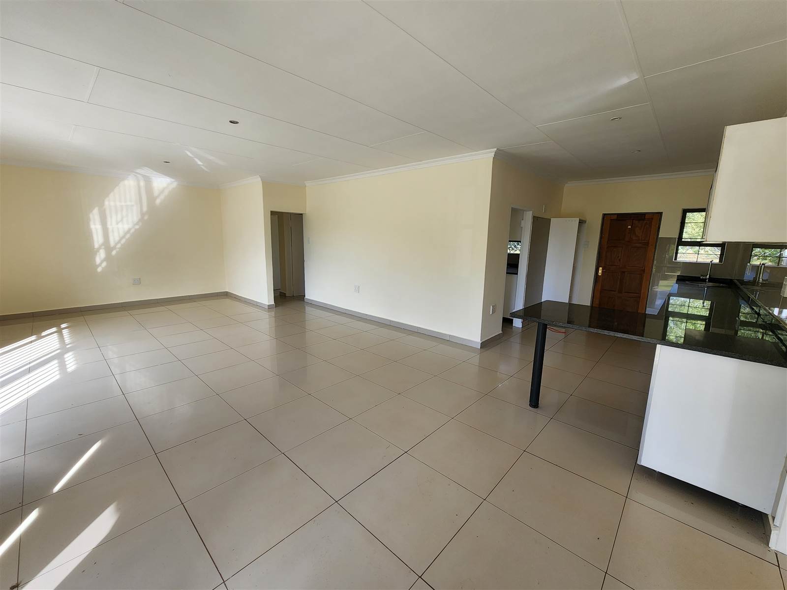 3 Bed House in Kameelfontein and surrounds photo number 7