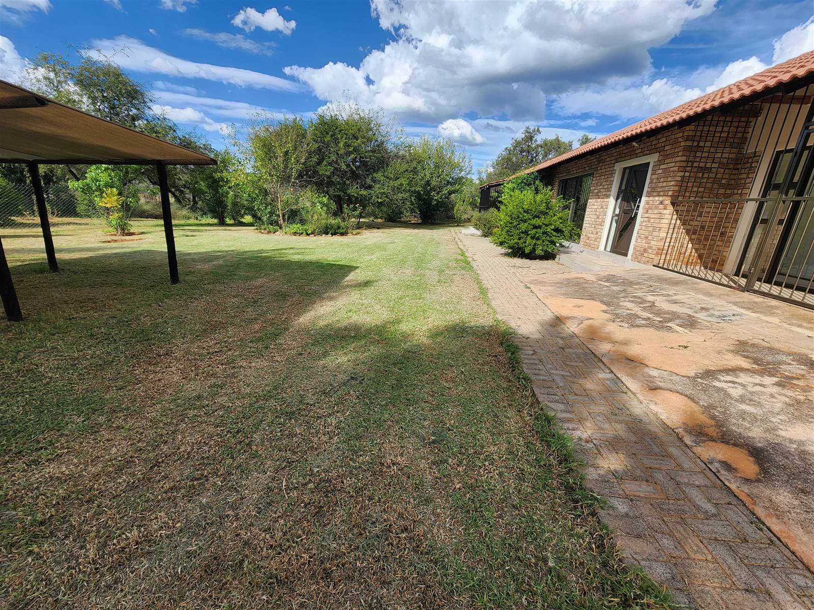 3 Bed House in Kameelfontein and surrounds photo number 2