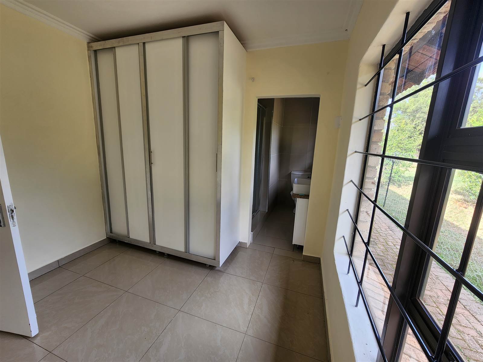 3 Bed House in Kameelfontein and surrounds photo number 16