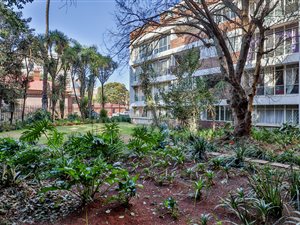 3 Bed Apartment in Parktown