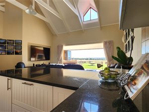 3 Bed Townhouse in Boschkop