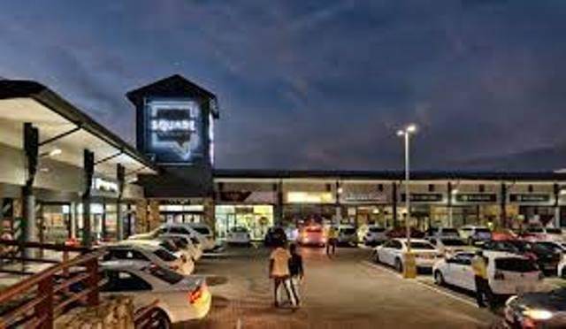 130  m² Retail Space in Sunninghill photo number 13