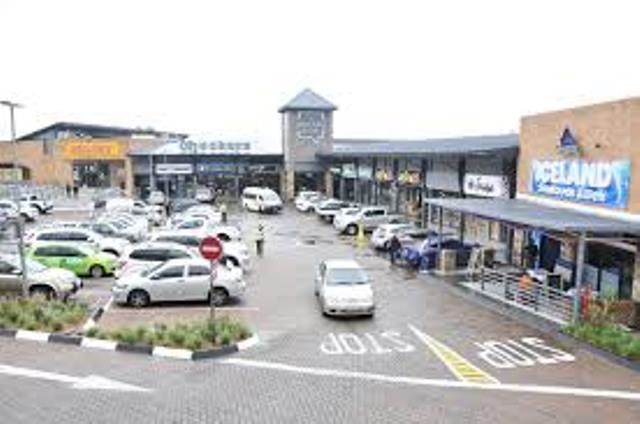 130  m² Retail Space in Sunninghill photo number 25