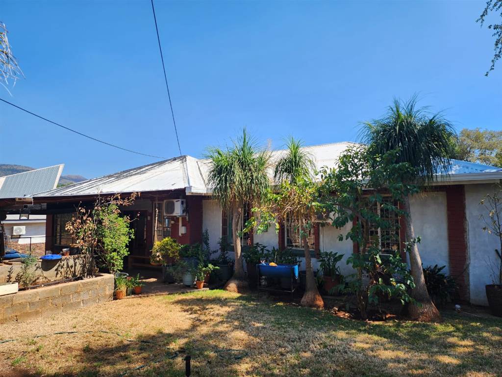 3 Bed House in Thabazimbi photo number 1