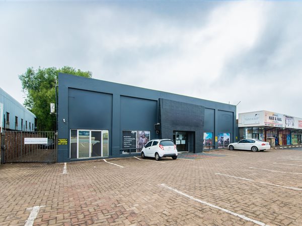 580  m² Industrial space