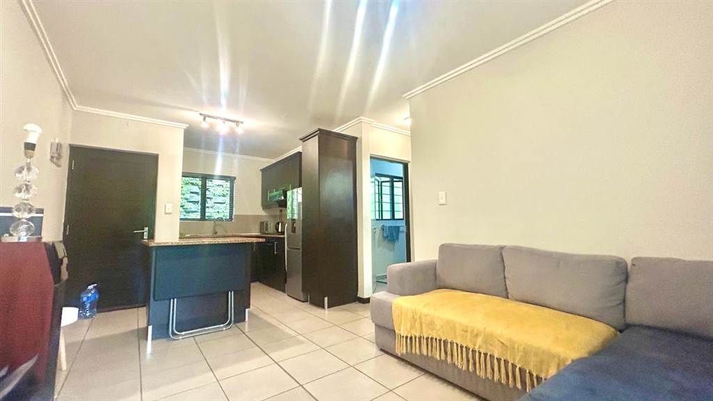1 Bed Apartment in Westville photo number 8