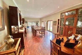 4 Bed House in Waterkloof photo number 4