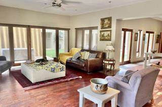 4 Bed House in Waterkloof photo number 7