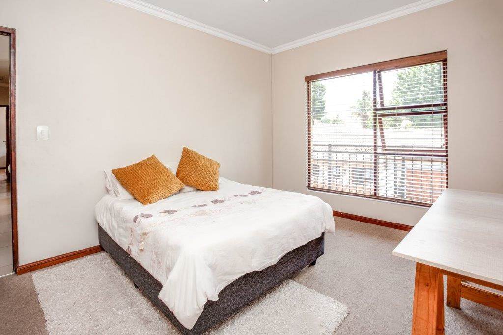 3 Bed Townhouse in Fairland photo number 10