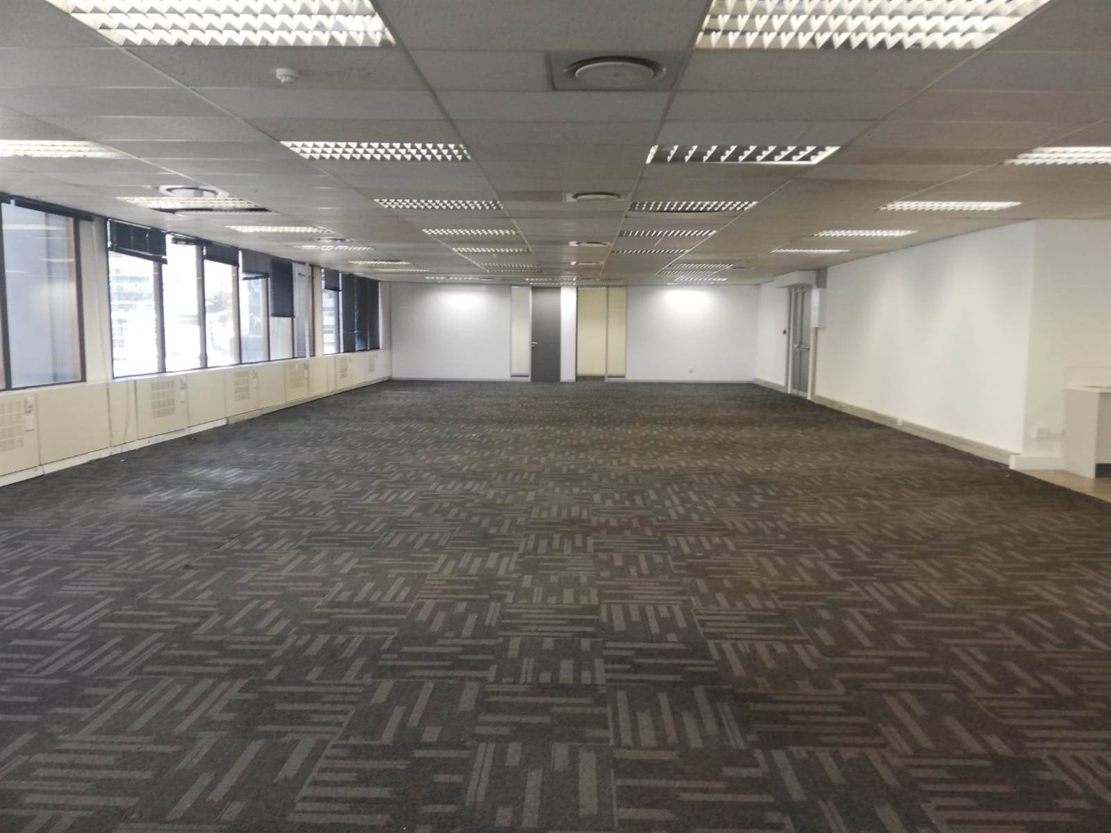 498  m² Office Space in Cape Town City Centre photo number 12