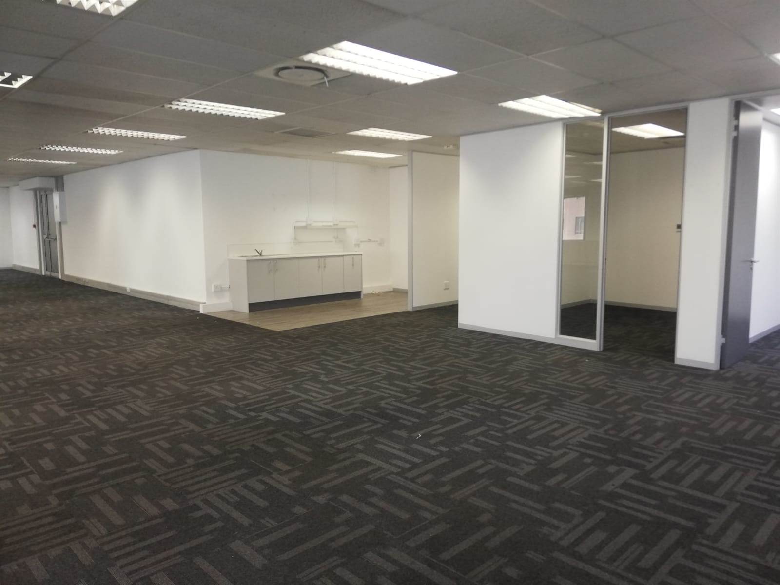 498  m² Office Space in Cape Town City Centre photo number 13