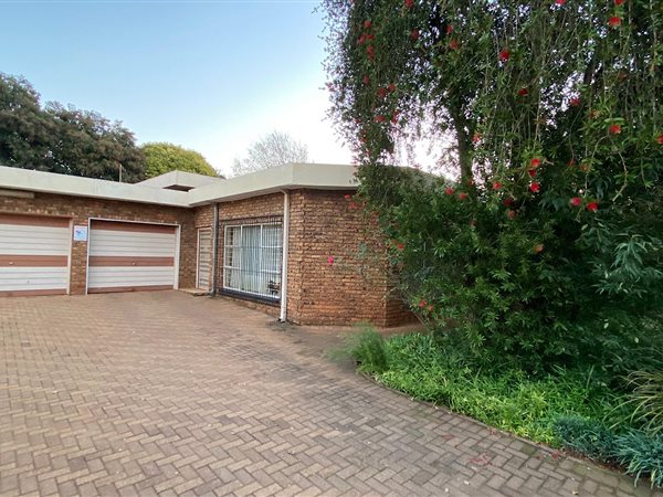 3 Bedroom House 3 Bedroom House