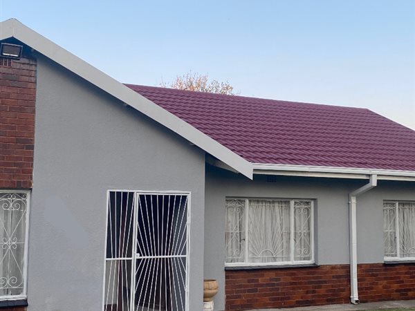 3 Bedroom House 3 Bedroom House
