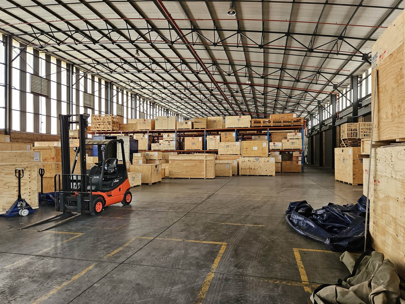 2500  m² Industrial space in Pomona photo number 9