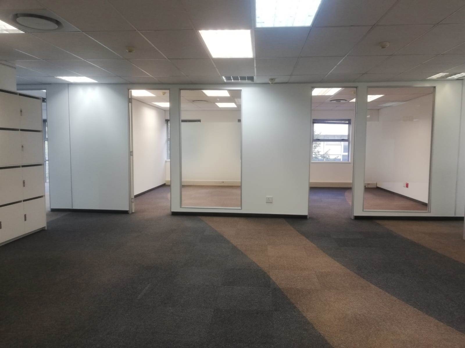 762.3  m² Commercial space in Woodmead photo number 17