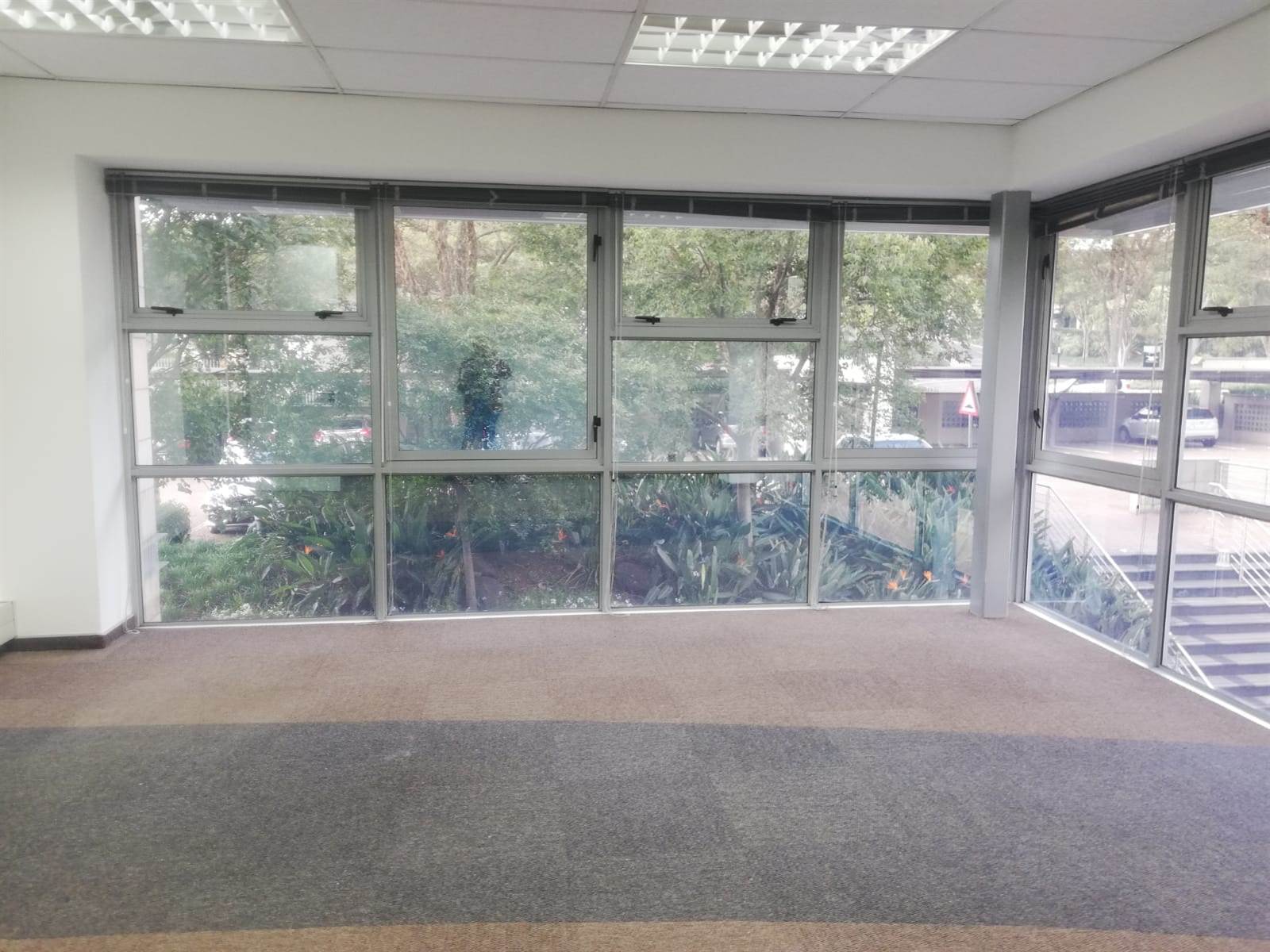 762.3  m² Commercial space in Woodmead photo number 20