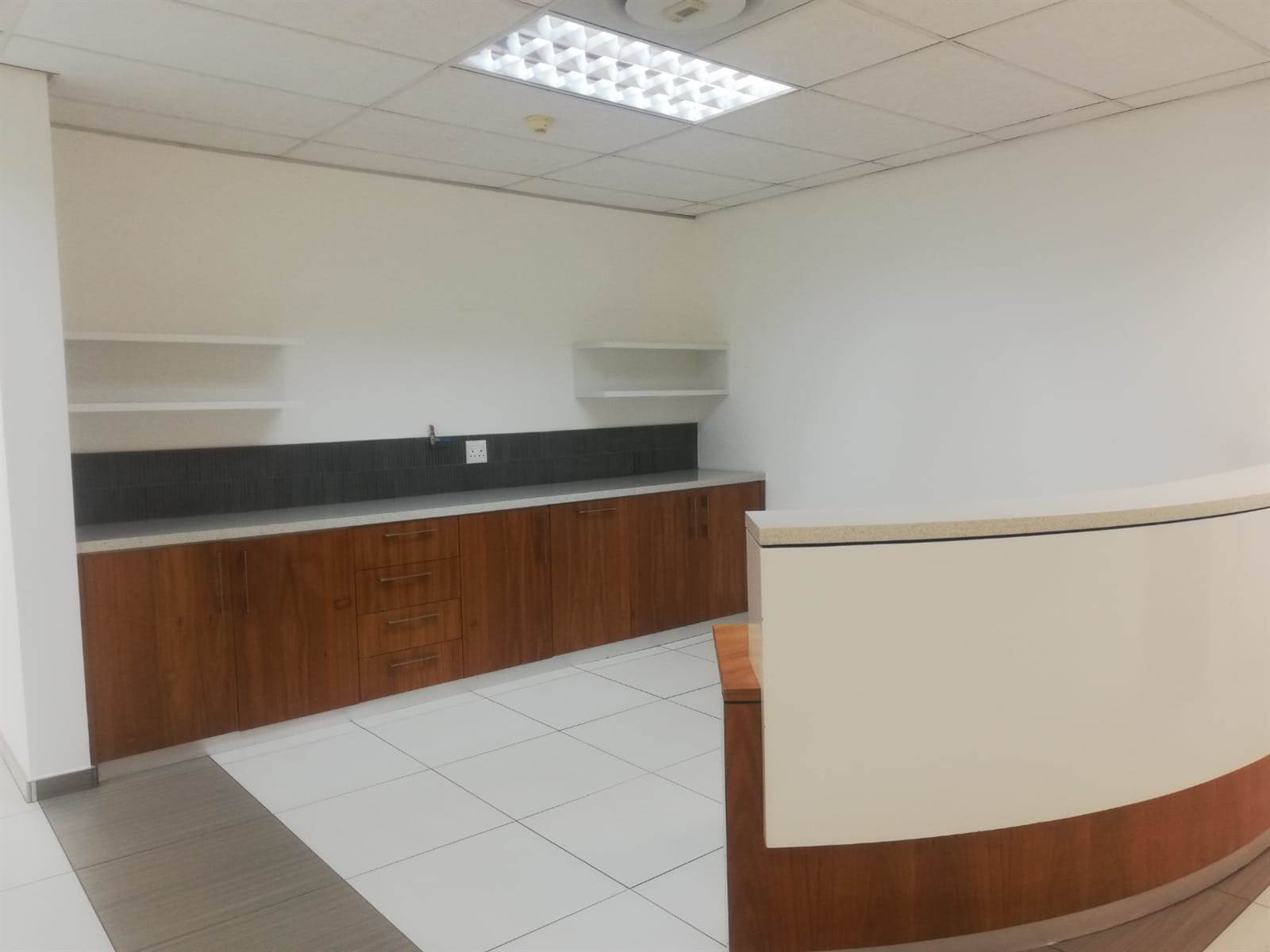 762.3  m² Commercial space in Woodmead photo number 12