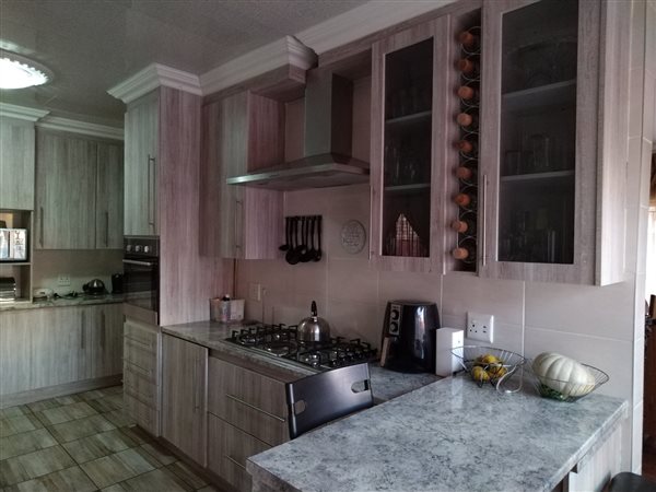 4 Bed House in Pretoria West