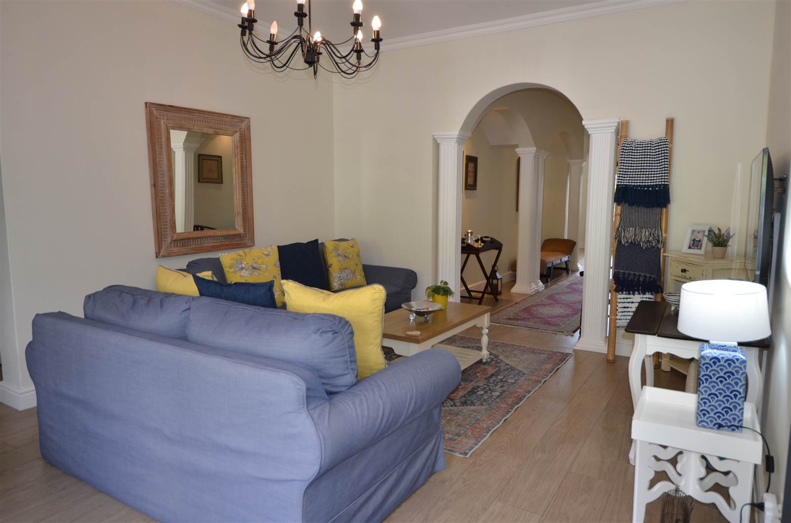 5 Bed House in Franschhoek photo number 3