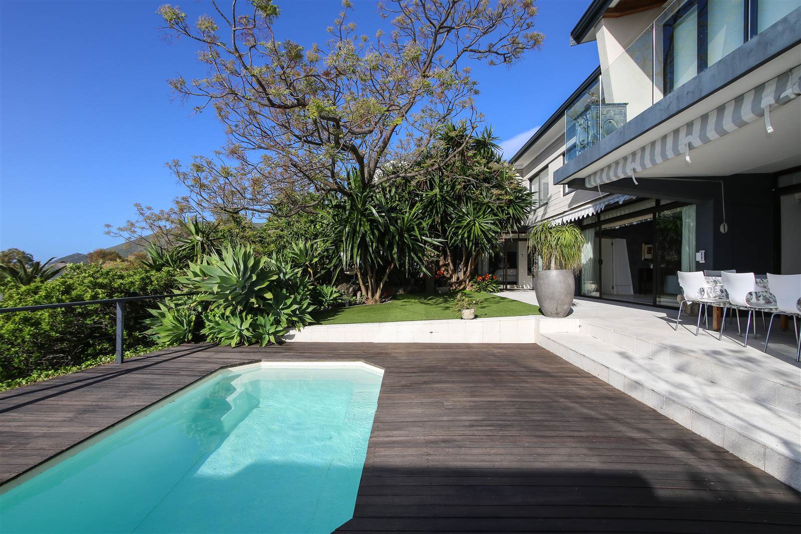 6 Bed House in Fresnaye photo number 24