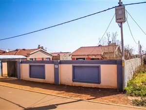 2 Bed House in Lehae