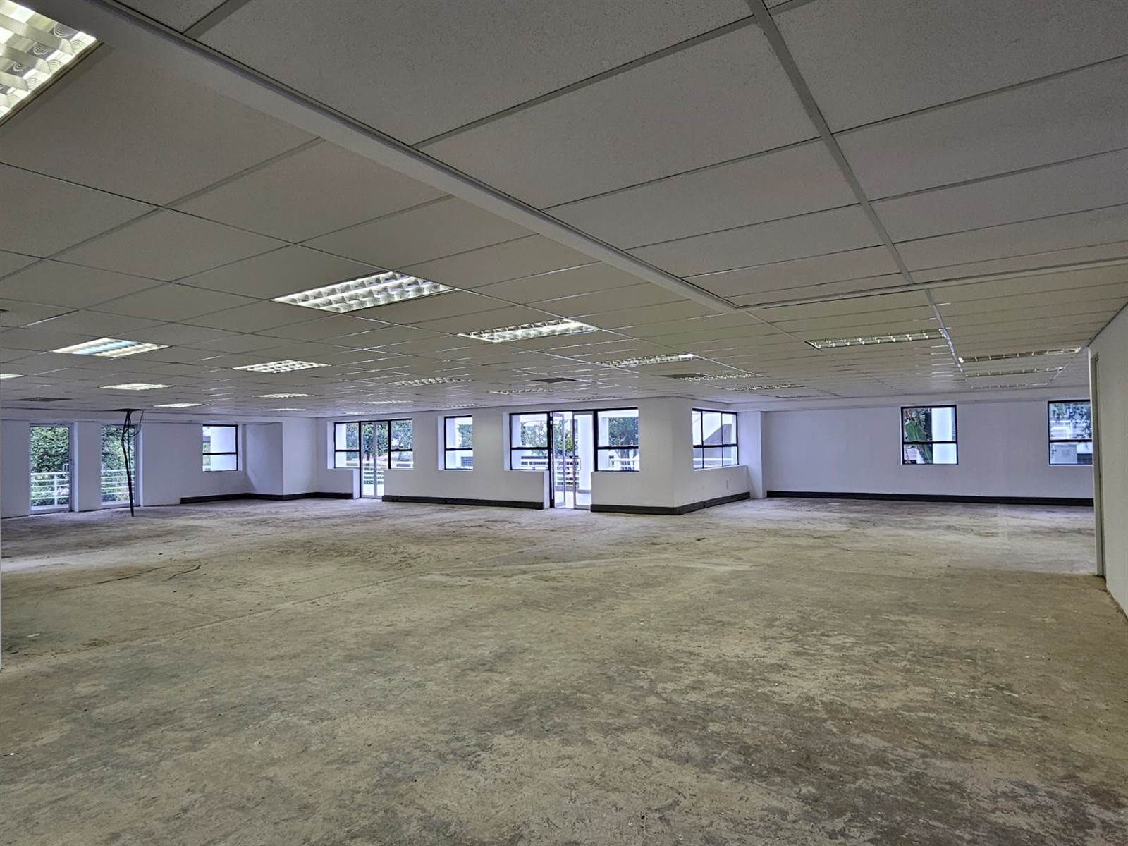 732  m² Commercial space in Woodmead photo number 10