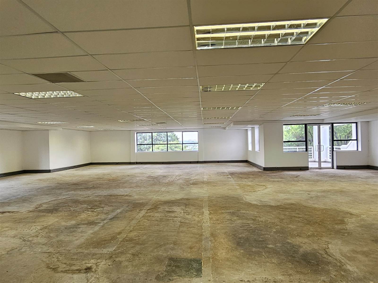 732  m² Commercial space in Woodmead photo number 13