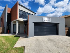 5 Bed House in Zambezi Country Estate