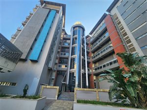 3 Bed Apartment in Point Waterfront