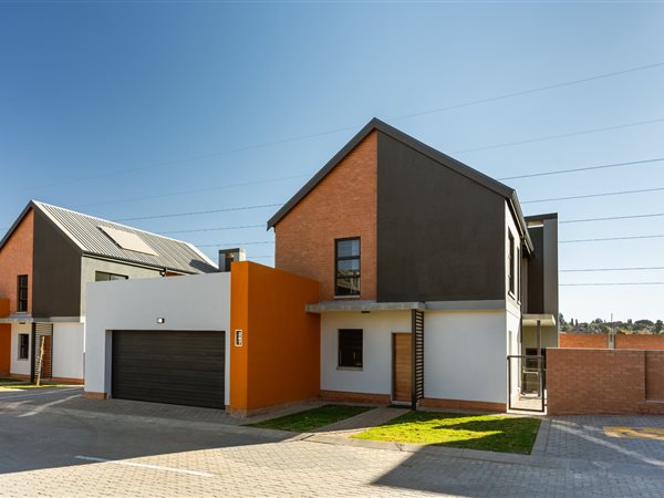 4 Bed Duplex