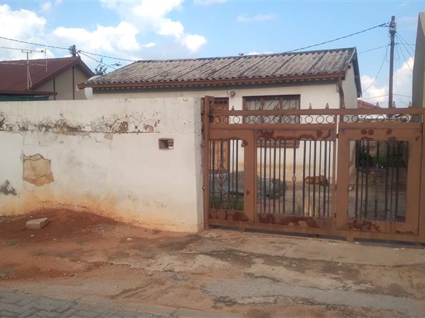 2 Bedroom House 2 Bedroom House