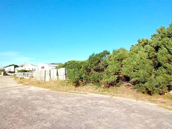 792 m² Land